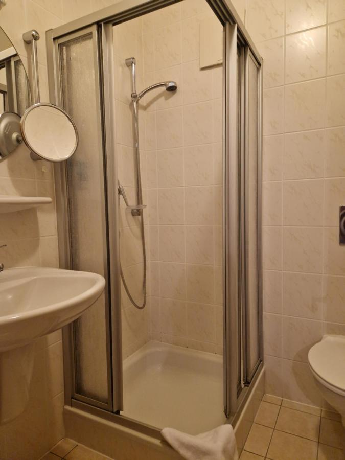 Hostel Zum Loewen Тодтмос Екстериор снимка