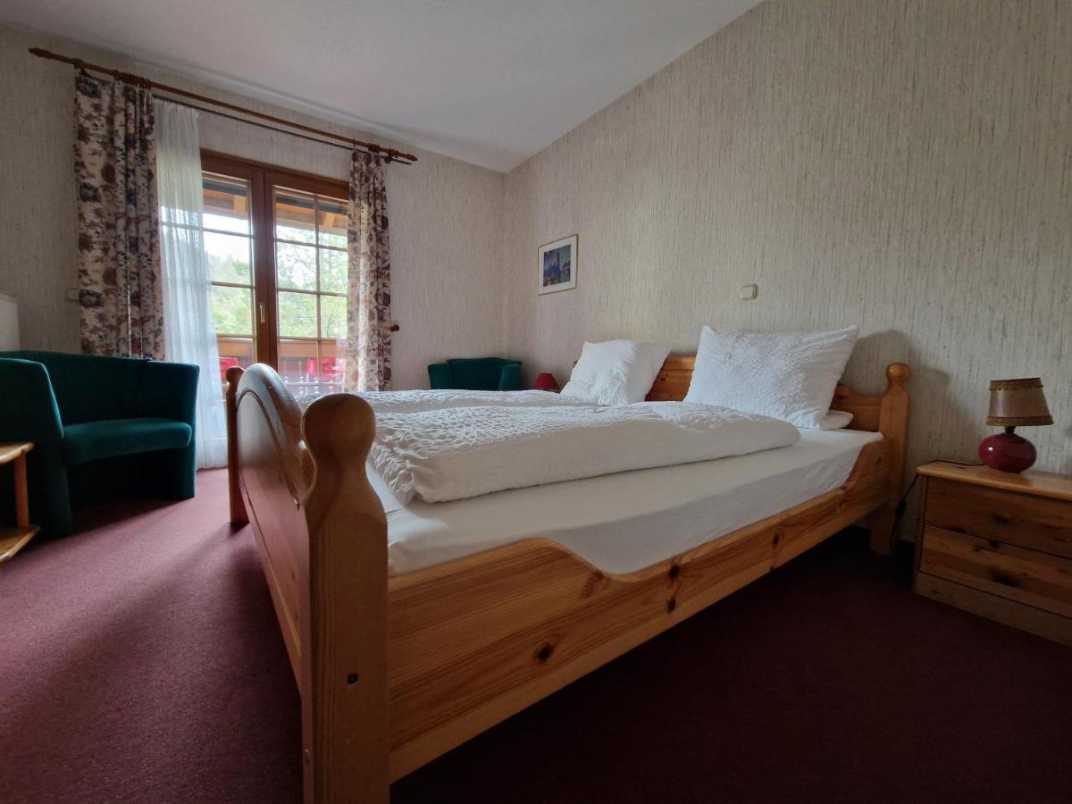 Hostel Zum Loewen Тодтмос Екстериор снимка